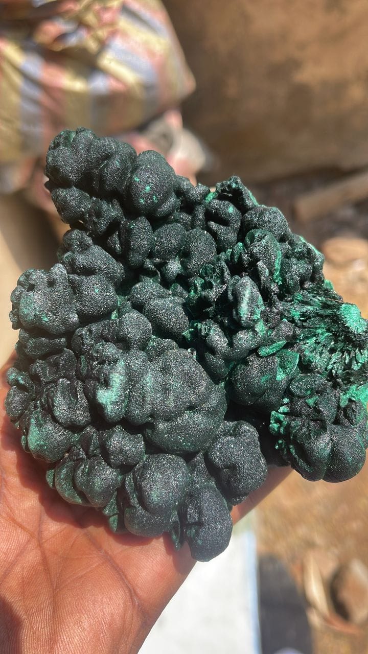 Botroyoidal velvet malachite