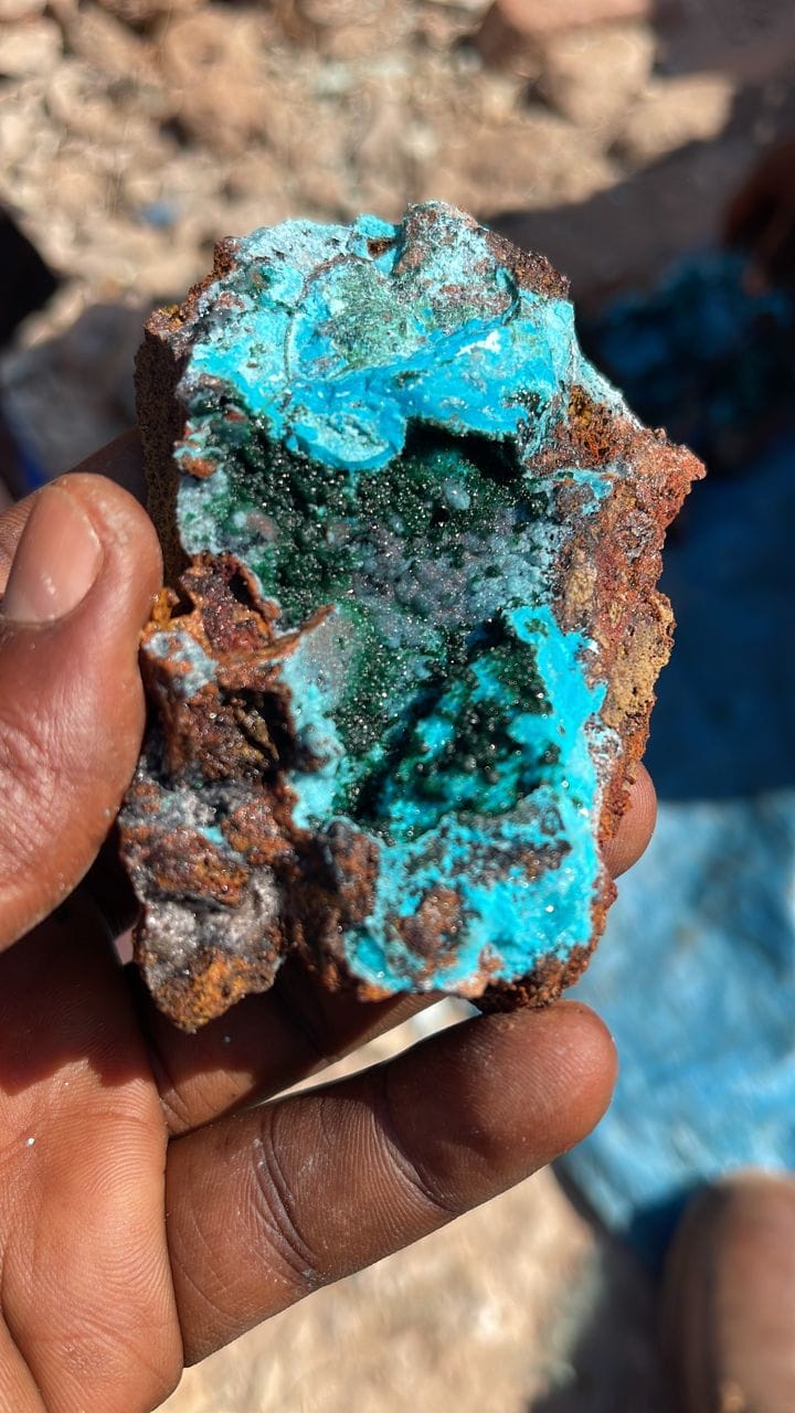 Crystallized malachite on Chrysocolla. From Tenke Fungurume Katanga D R Congo 🇨🇩
