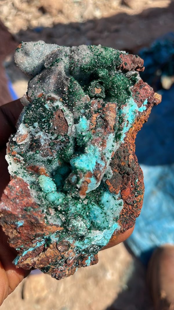 Druzy QUARTZ, crystallized malachite on Chrysocolla. From Tenke Fungurume Katanga D R Congo 🇨🇩
